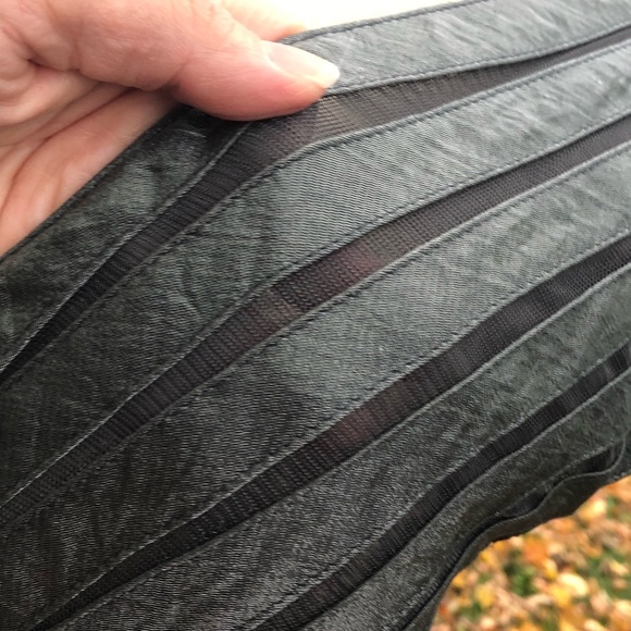 ‼️WEEKEND SALE‼️ Caché☀️Olive green shimmery dress - Picture 4 of 11